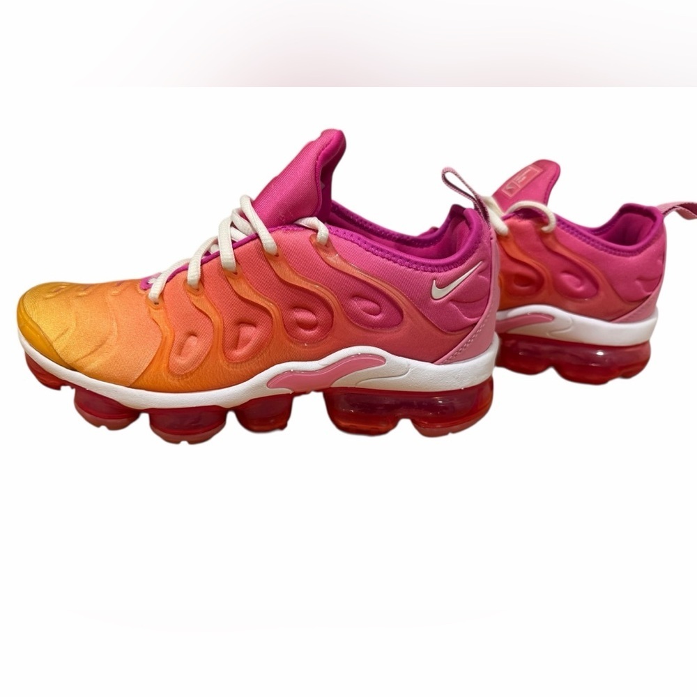 Nike Air Vapormax Plus Laser Fushia Psychic Pink - Woman's Size 7 - Picture 3 of 4